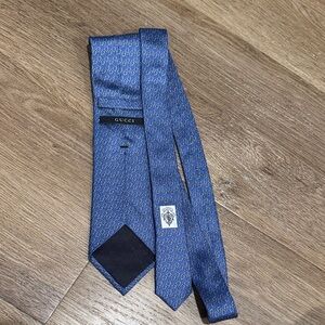 Gucci Navy Patterned Men's Tie